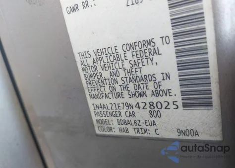 2009 Nissan Altima 2.5 S z USA, uszkodzony, nr VIN 1N4AL21E79N428025